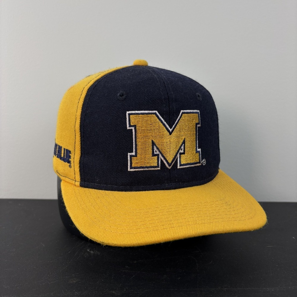 Vintage 90's  Michigan Wolverines Hat Sports Specialties Snapback Adjustable
